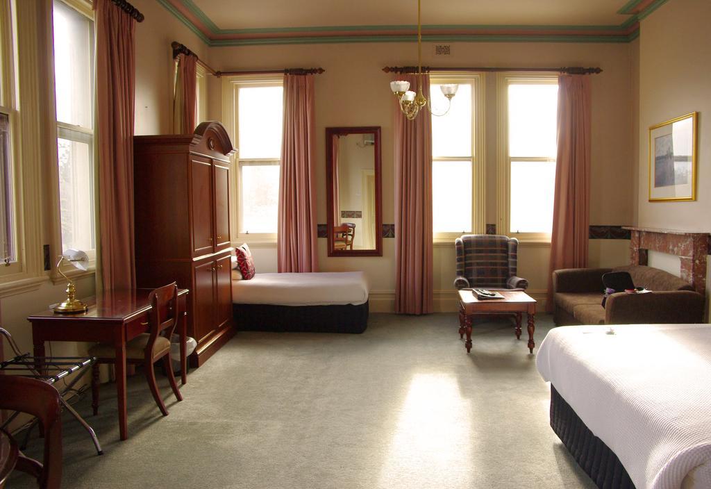 The Hotel Shamrock Bendigo Esterno foto