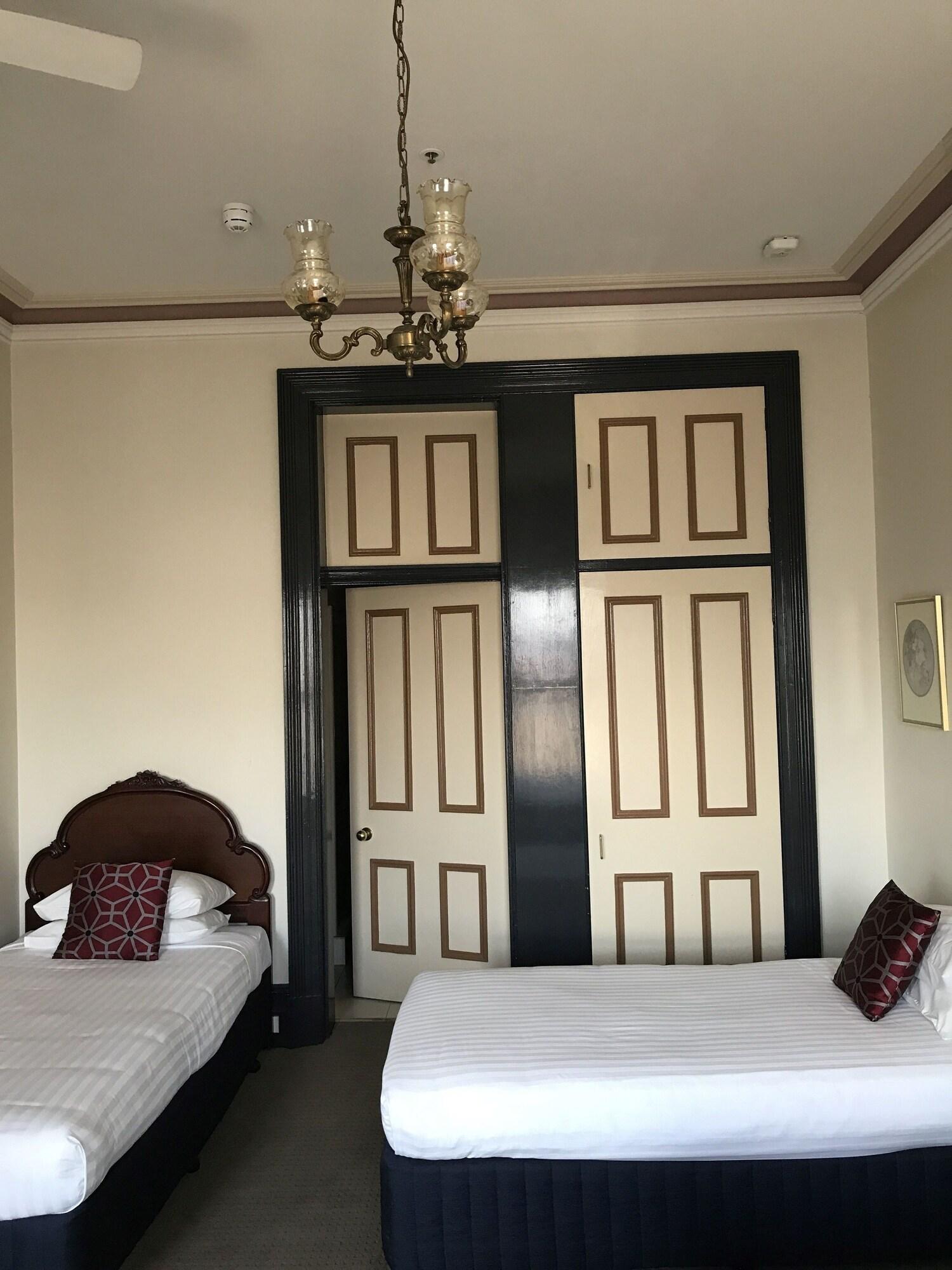 The Hotel Shamrock Bendigo Esterno foto