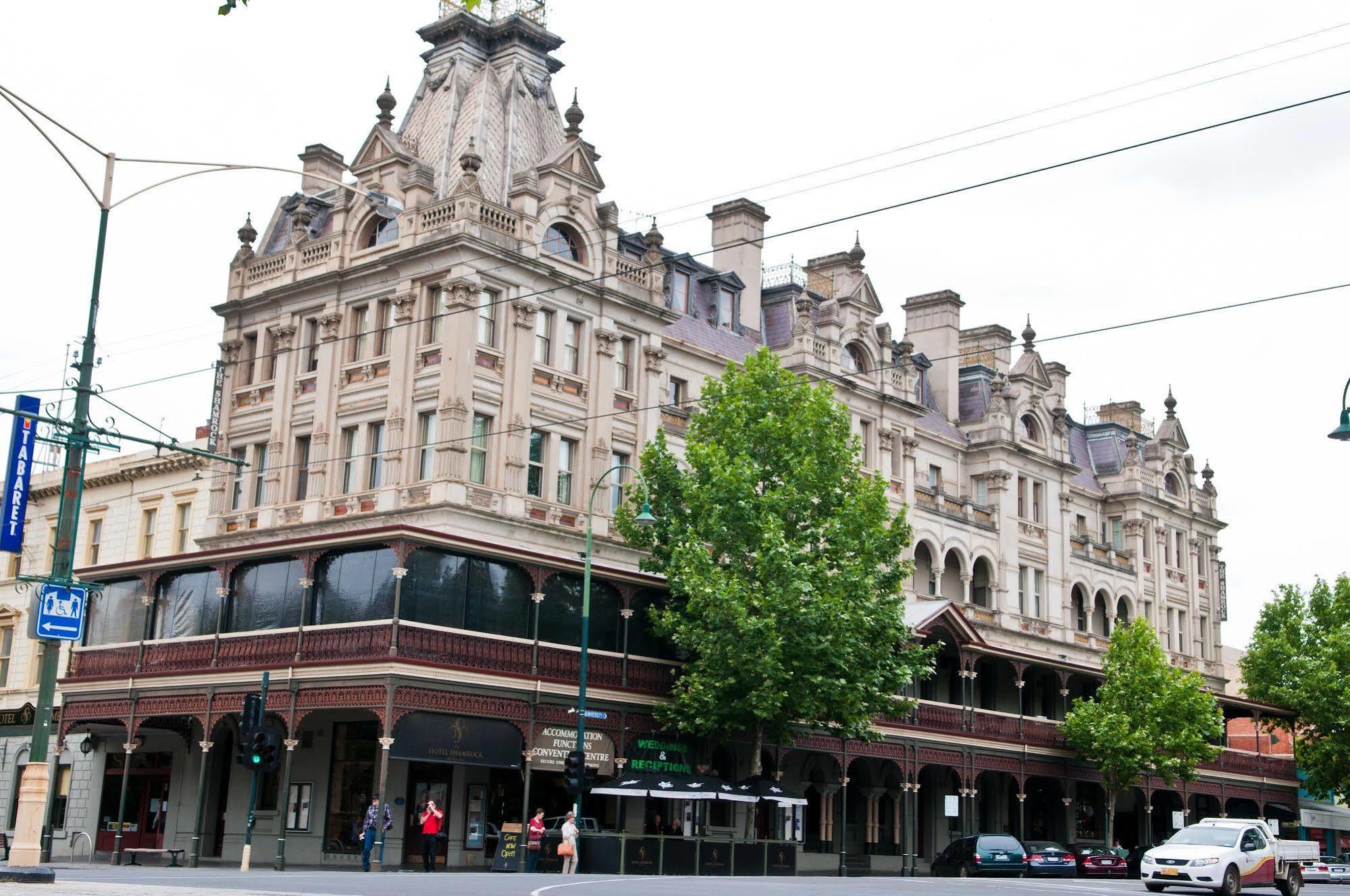 The Hotel Shamrock Bendigo Esterno foto